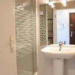 Front De A : T2 Avec Terrasse, Parking Et Wifi - Fr-1-245-120 Apartment *