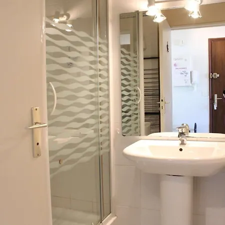 Front De à : T2 Avec Terrasse, Parking Et Wifi - Fr-1-245-120 Appartamento *