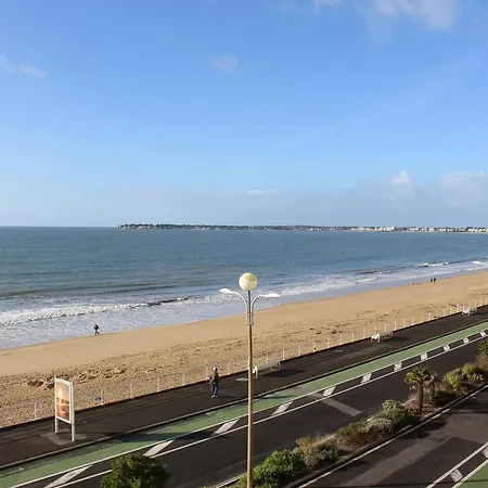 Apartamento Front De A : T2 Avec Terrasse, Parking Et Wifi - Fr-1-245-120